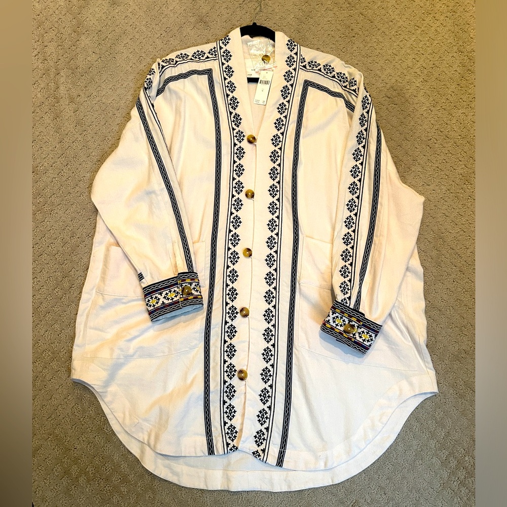 NWT Anthropologie Embroidered Duster jacket. Size Med